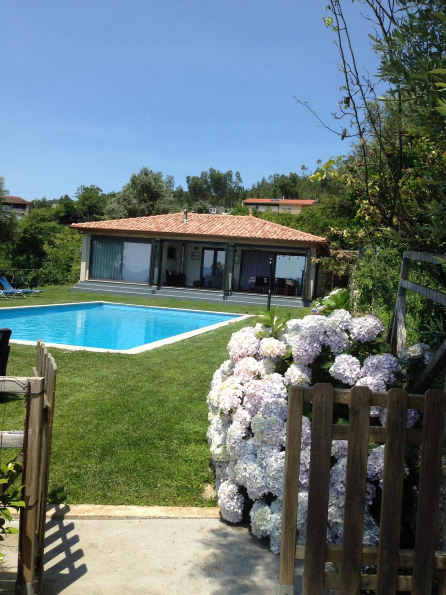 הוילה Longos The Pool House מראה חיצוני תמונה